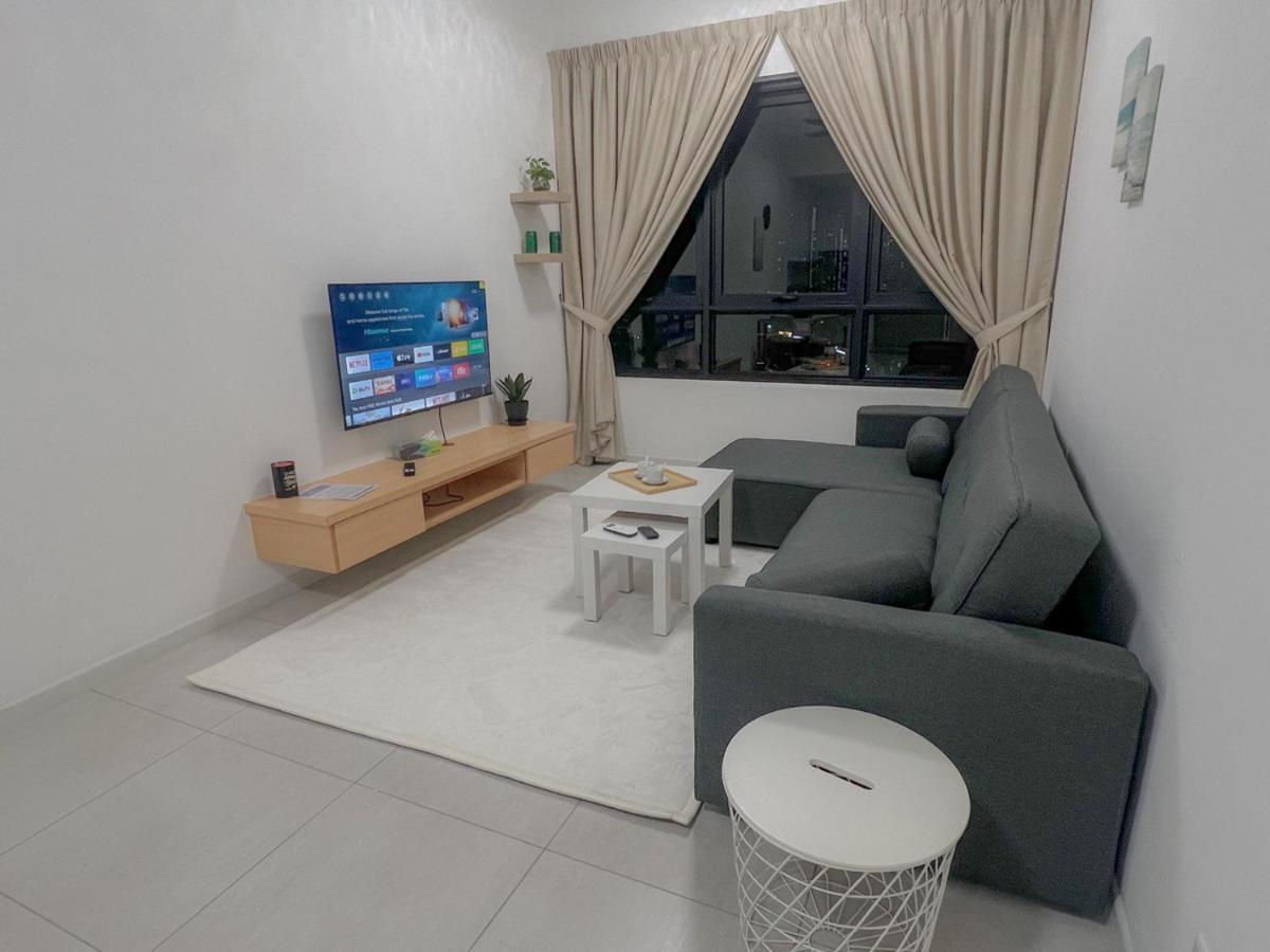Appartamento The Pano Jalan Ipoh Sentul Kuala Lumpur Esterno foto